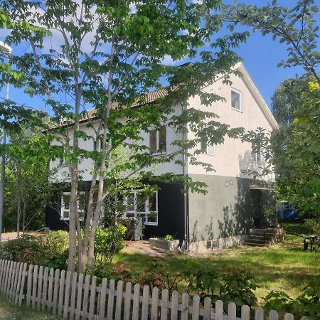 Liten Laegenhet 2 + 2 Pers Fågelfors 外观 照片